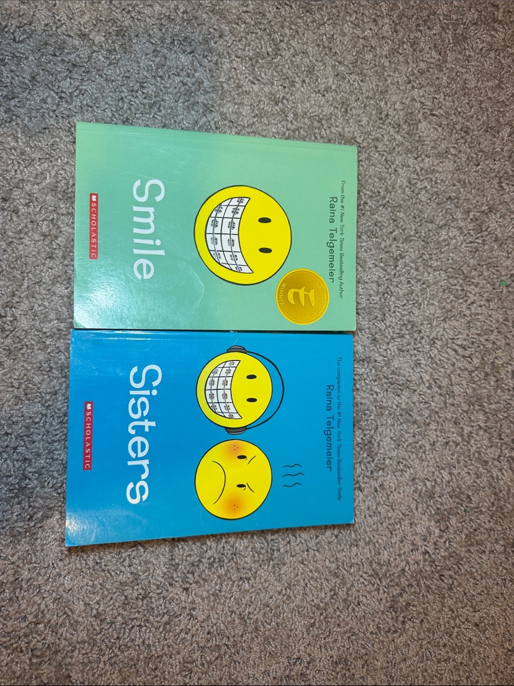 Scholastic Smile & Sisters Pair - Green and Blue Covers